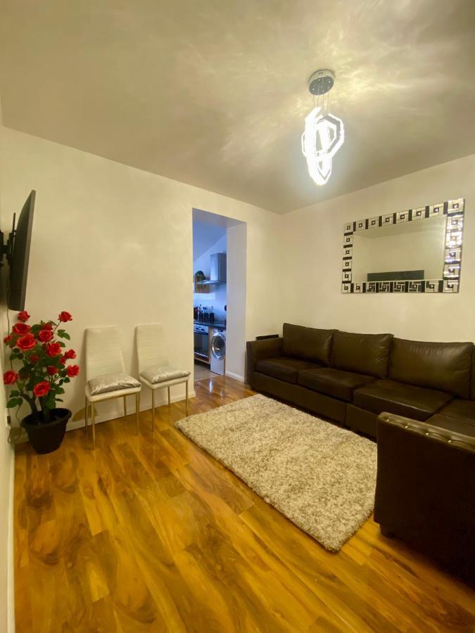 House Near Cardiff City Centre 외부 사진