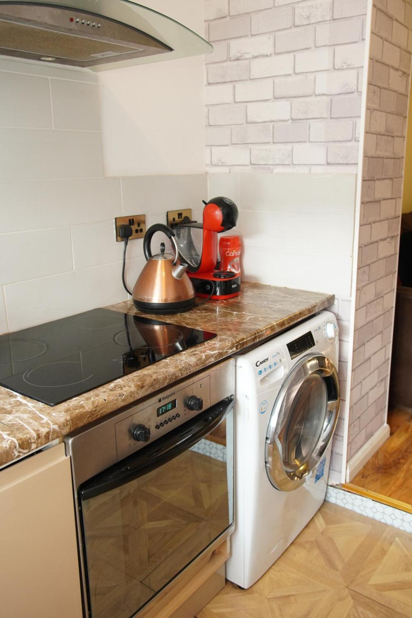 House Near Cardiff City Centre 외부 사진