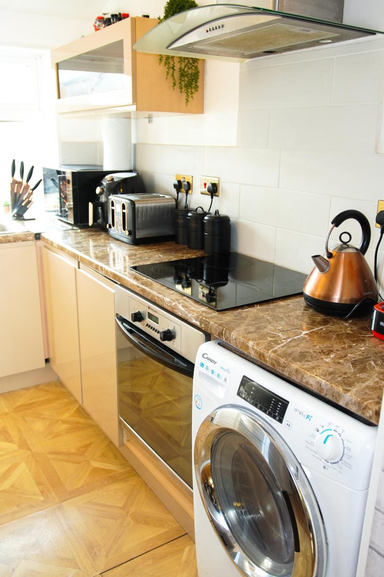 House Near Cardiff City Centre 외부 사진